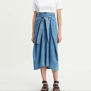 Levis Made and crafted | Field Skirt light wash M